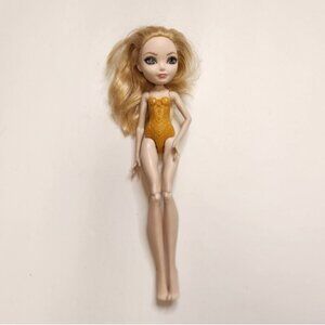 FREE WITH PURCHASE Ever After Apple White Doll 2012 Blonde Yellow Replacement